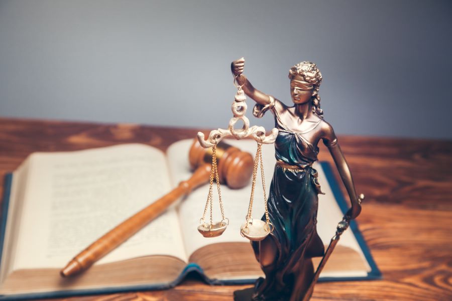 Read more about the article Ανατροπή στο φονικό της Ίου: Ελεύθερος μετά την απολογία του ο 20χρονος κατηγορούμενος για το θάνατο του 22χρονου Ιρλανδού